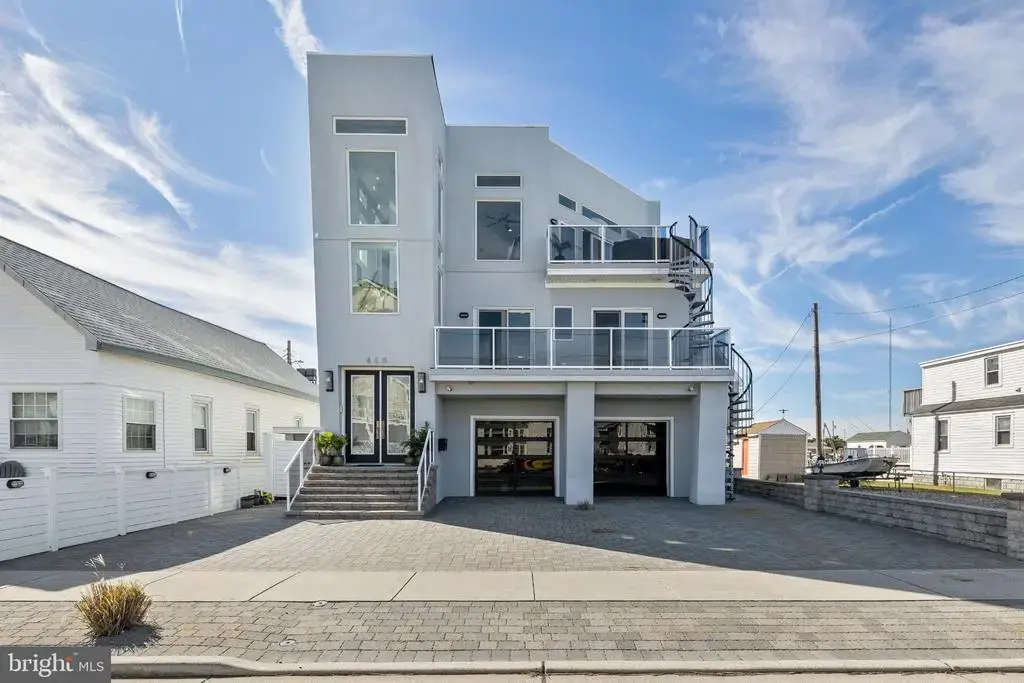 420 W 17th Ave, NORTH WILDWOOD