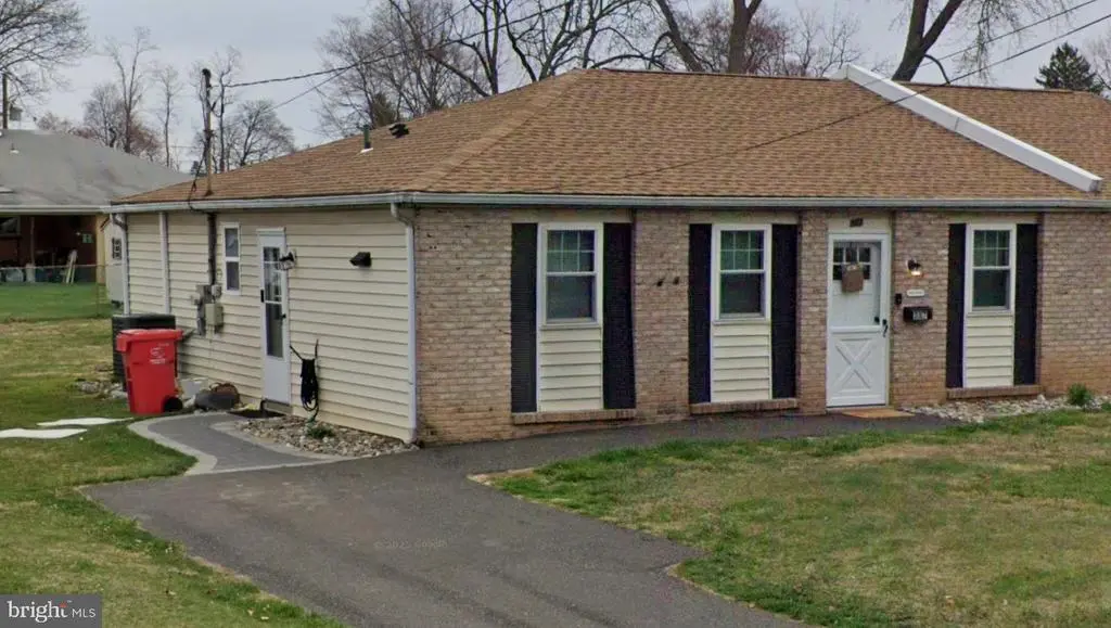 387 Maple St, WARMINSTER