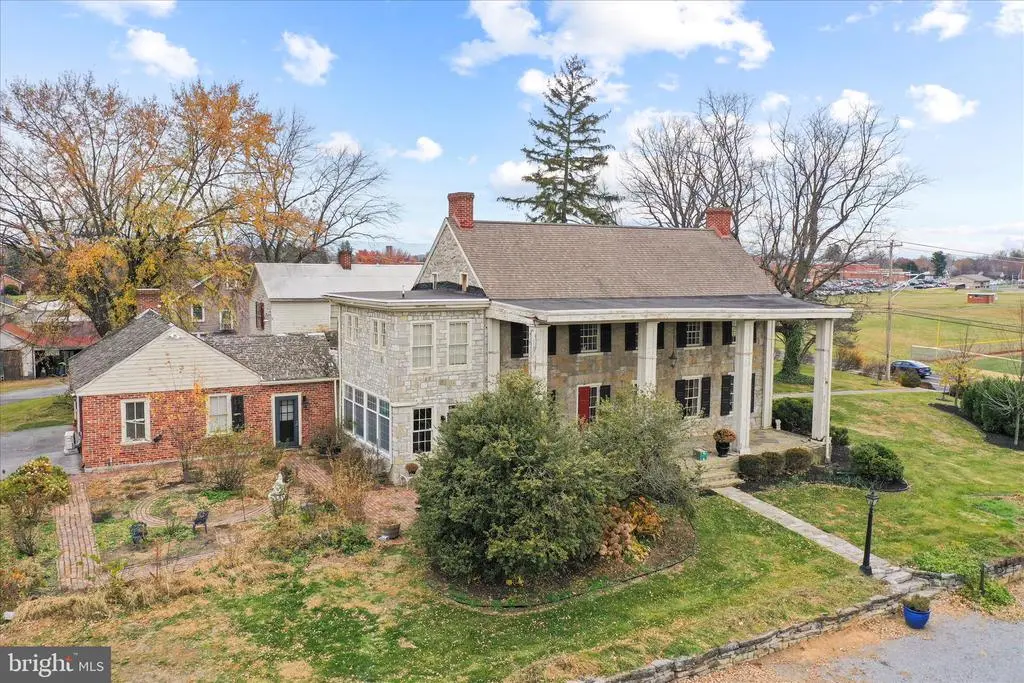 431 Leitersburg St, Greencastle