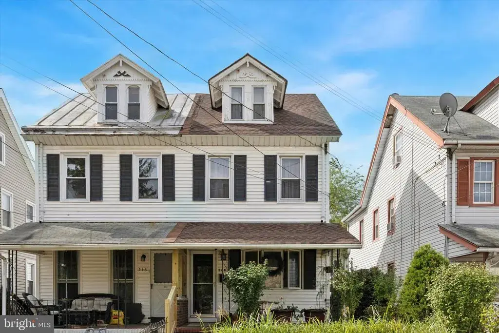 348 Jefferson Ave, BRISTOL