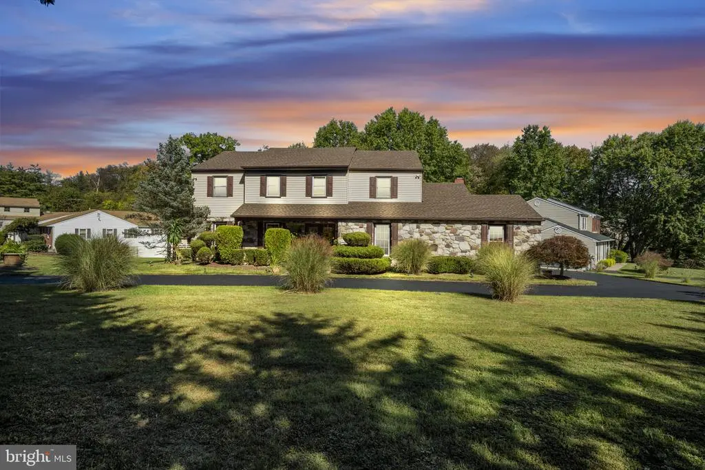 4280 Frontier Rd, HATBORO