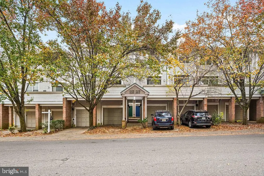 10204 Crested Iris Dr, Montgomery Village