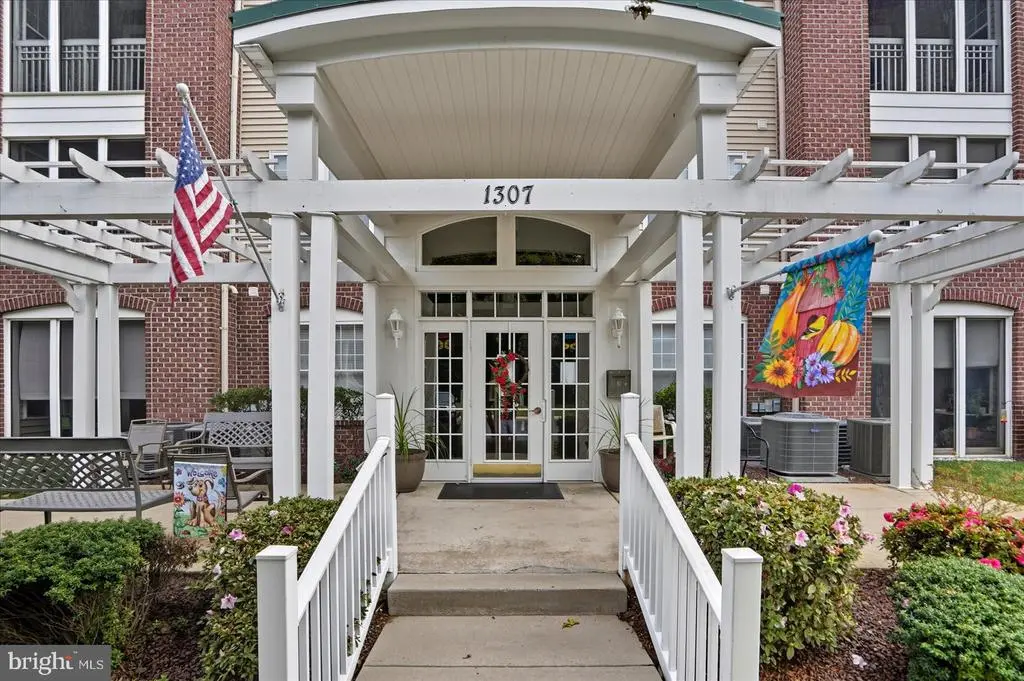 1307-g Scottsdale Dr #317, BEL AIR