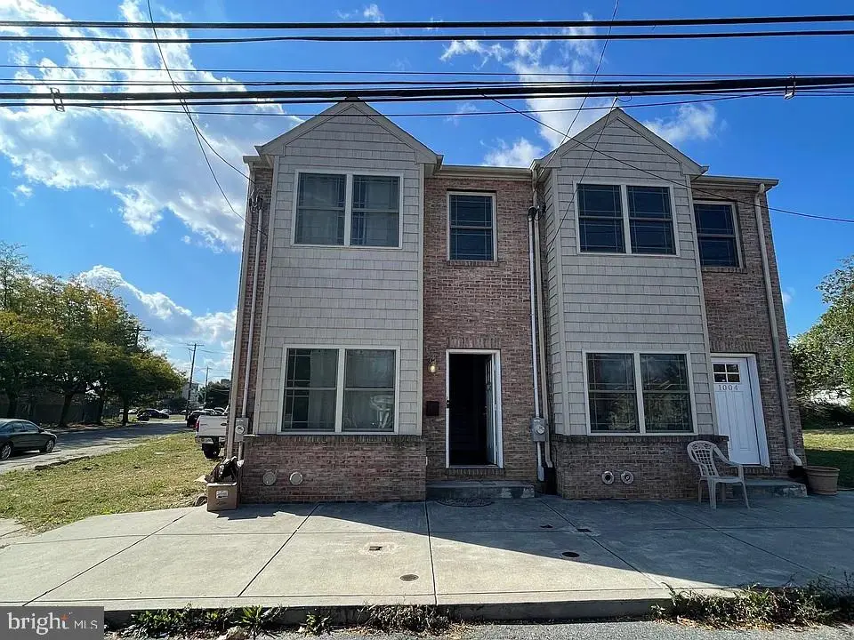 1002 Fairmount Ave, PHILADELPHIA