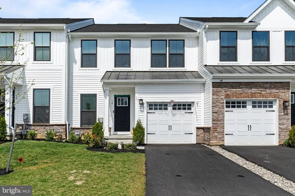 18 Rosemary, MOUNT LAUREL