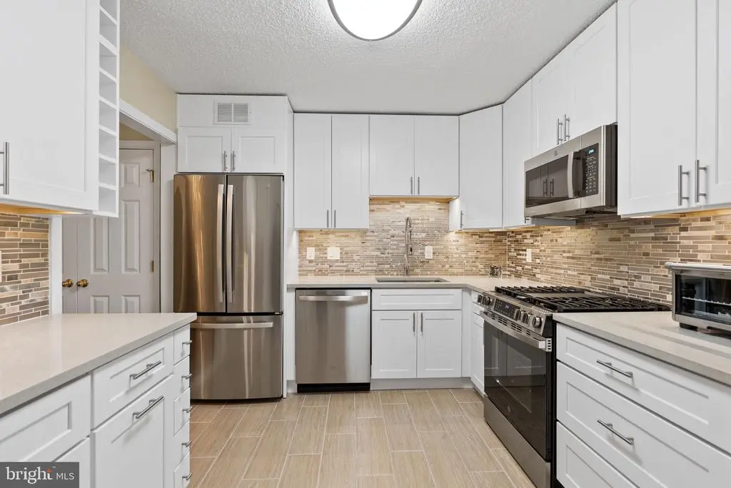 5225 Pooks Hill Rd #213s, BETHESDA