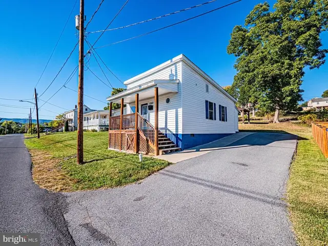 444 Branch St, Strasburg
