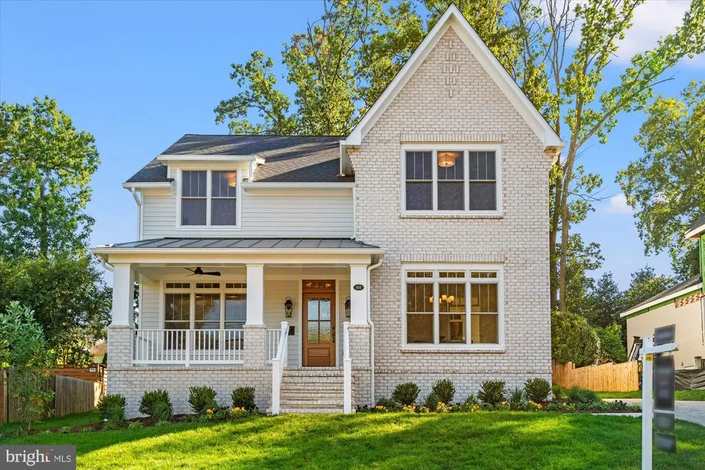 604 Crestwood Dr, ALEXANDRIA