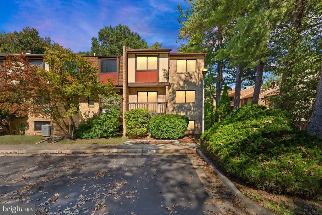 4700 Deer Run Ct, ALEXANDRIA