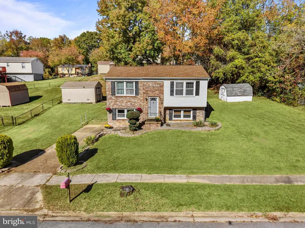 1704 Dania Dr, FORT WASHINGTON