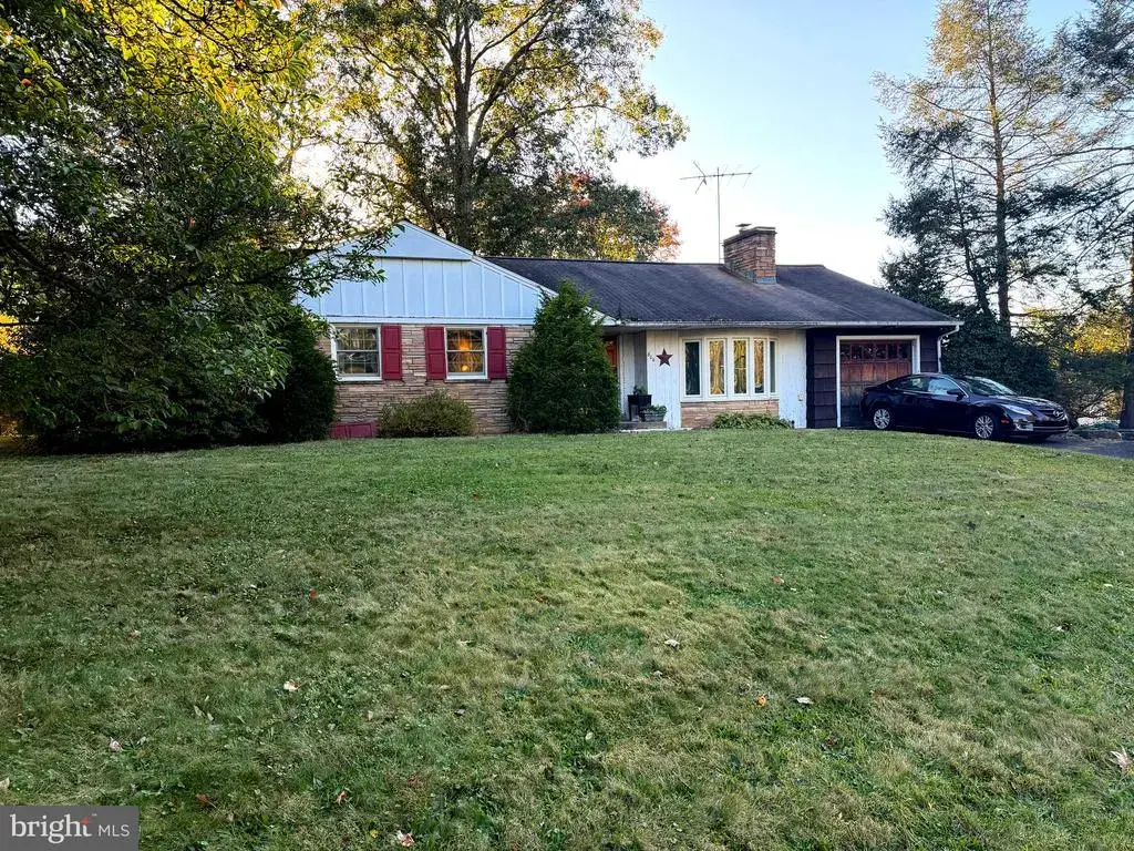 800 E Walnut St, PERKASIE