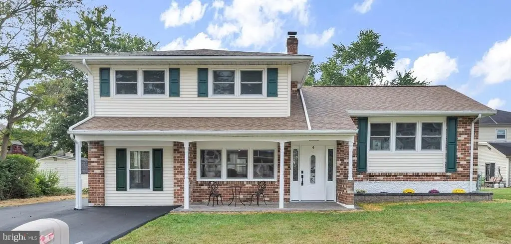 4 Festival Ct, NEWARK