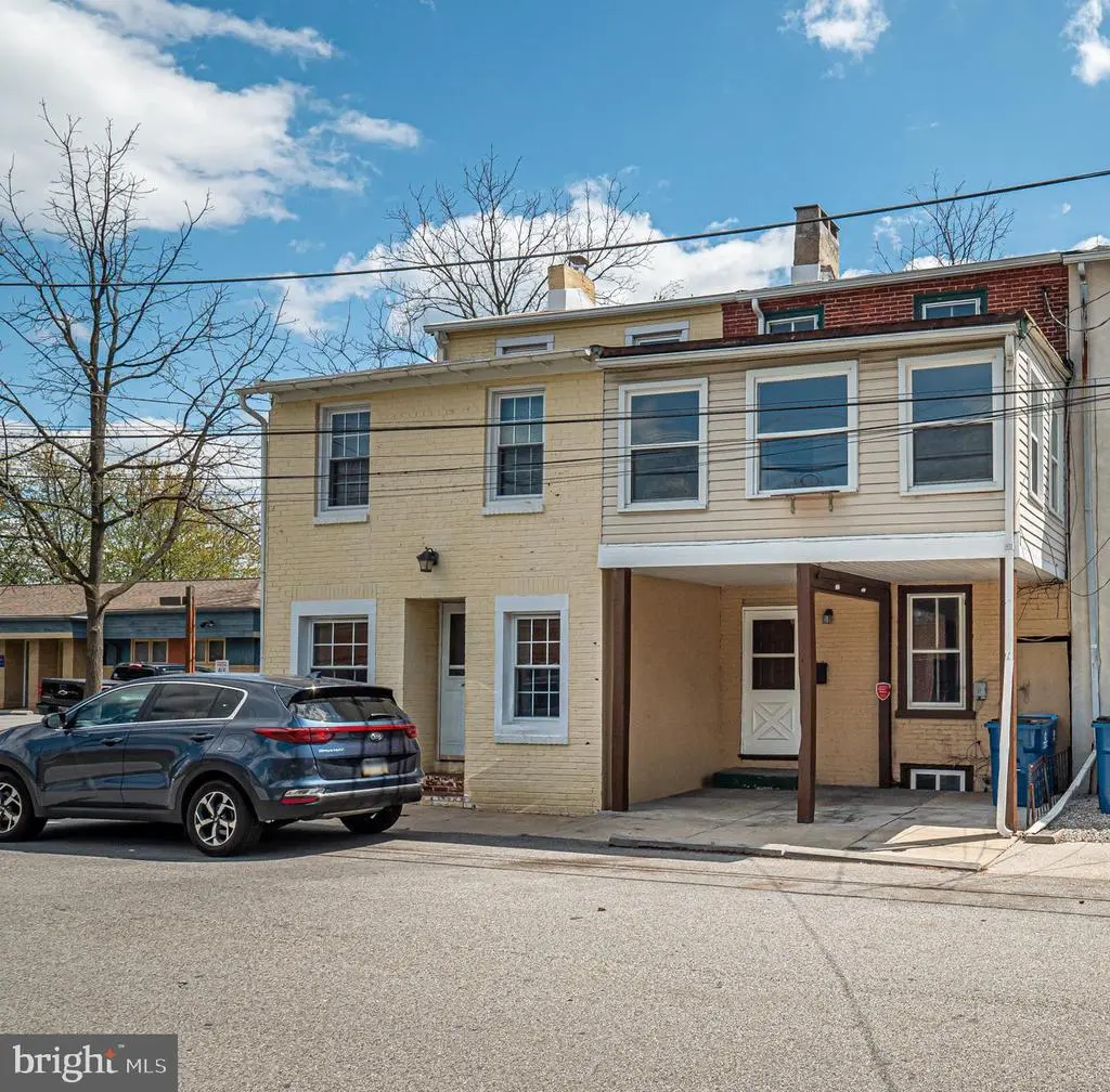 521 Maple Ave, WEST CHESTER