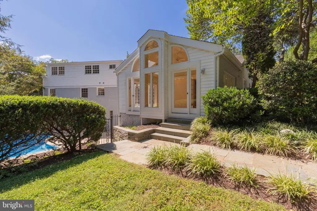 5340 Westpath Way, BETHESDA