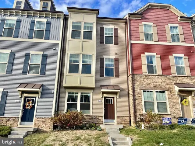 8608 Shady Pines Dr #22712, Frederick