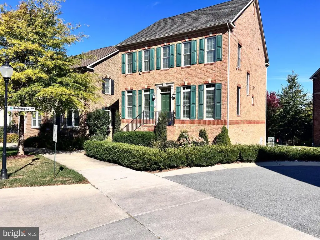 376 Parkview Ave, Gaithersburg