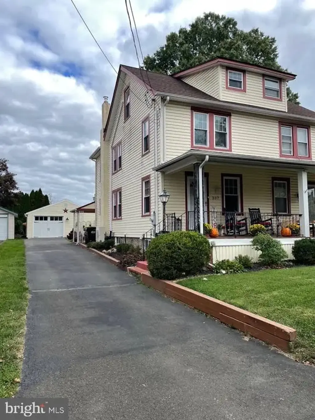 337 S Lincoln Ave, NEWTOWN