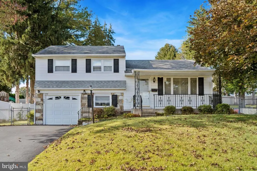 1240 June Rd, WARMINSTER