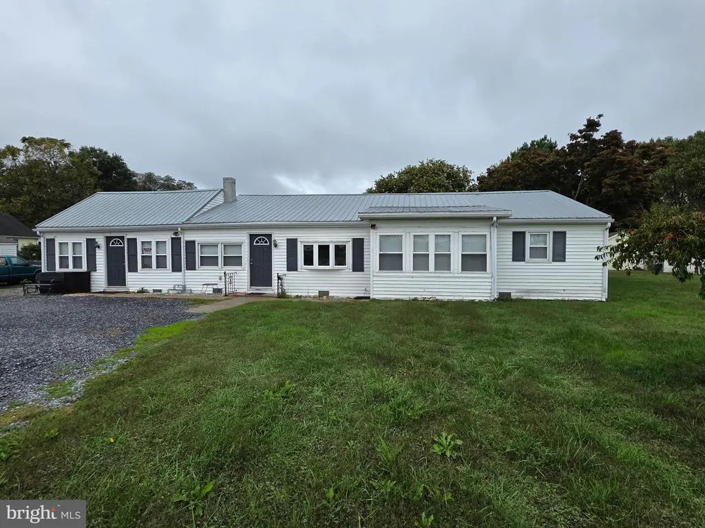 2318 Forrest Ave, DOVER