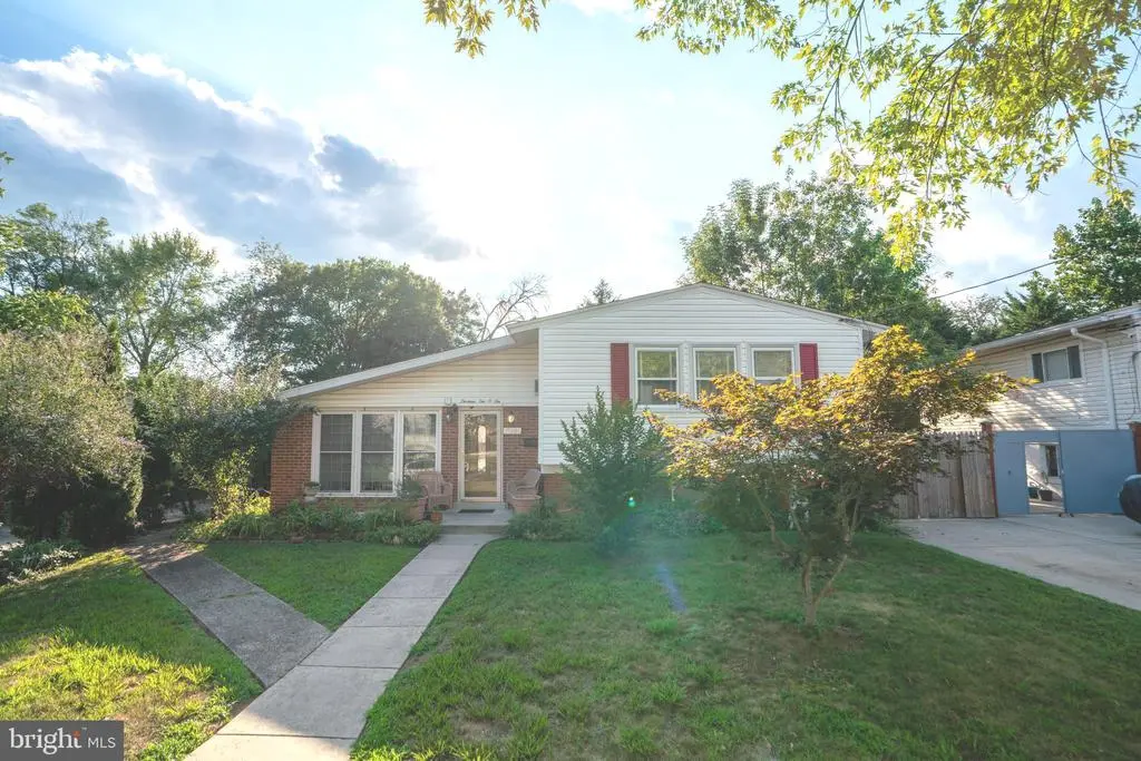 13206 May Ct, Silver Spring