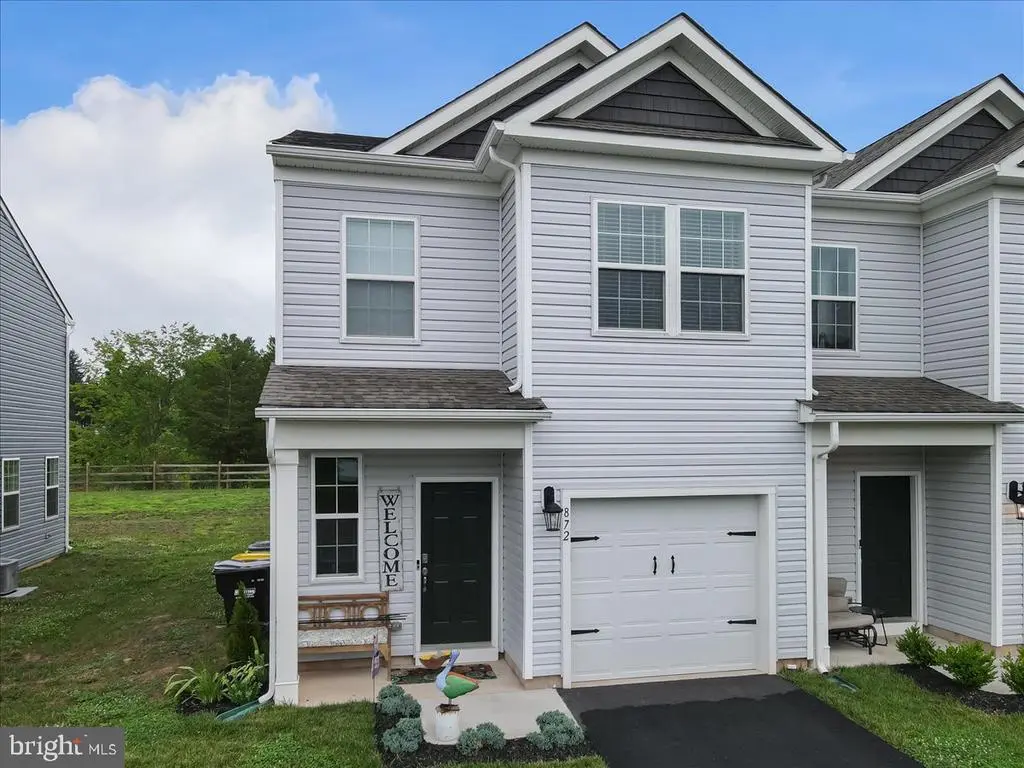 872 Peaceful Ln, PENNSBURG