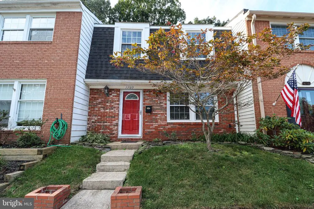 1709 Granite Ct, Crofton