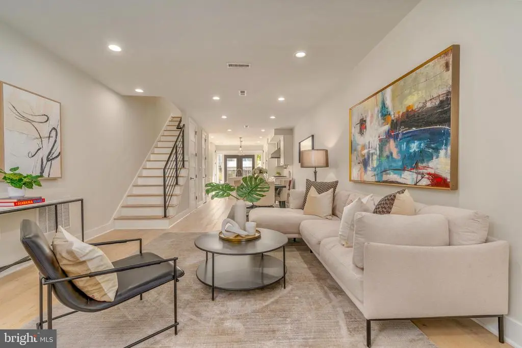 430 15th St Se, WASHINGTON