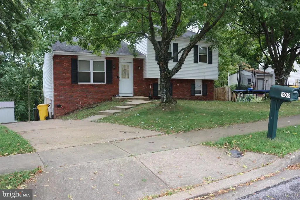 303 Ternwing Dr, Arnold