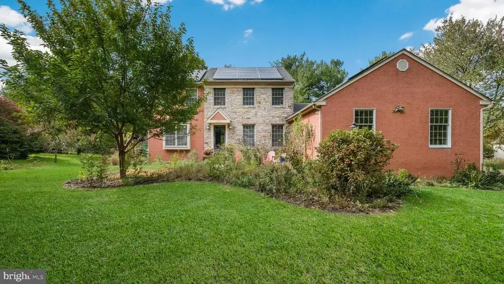 272 Fox Chase Ln, DOYLESTOWN