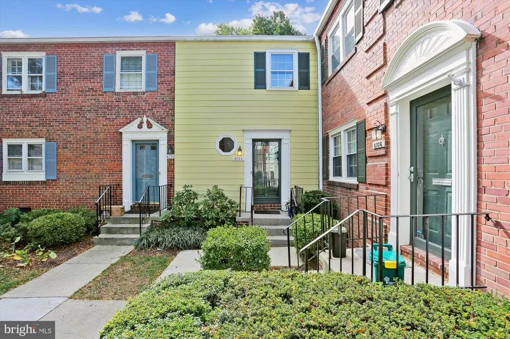 6734 Hillandale Rd #9, CHEVY CHASE