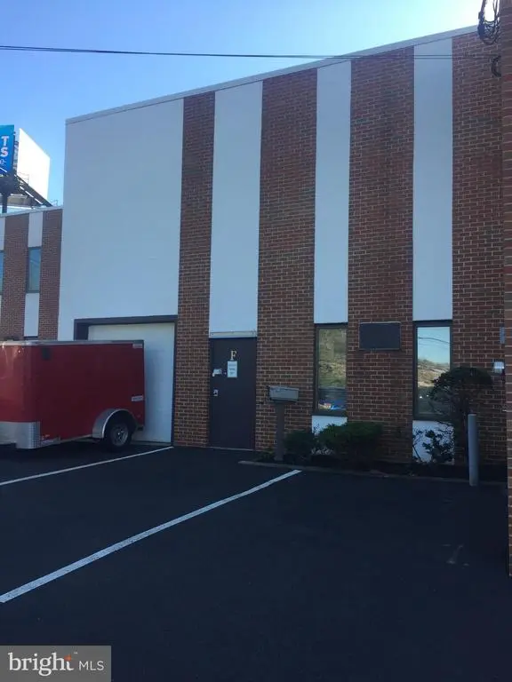 1458 County Line Rd #f, HUNTINGDON VALLEY