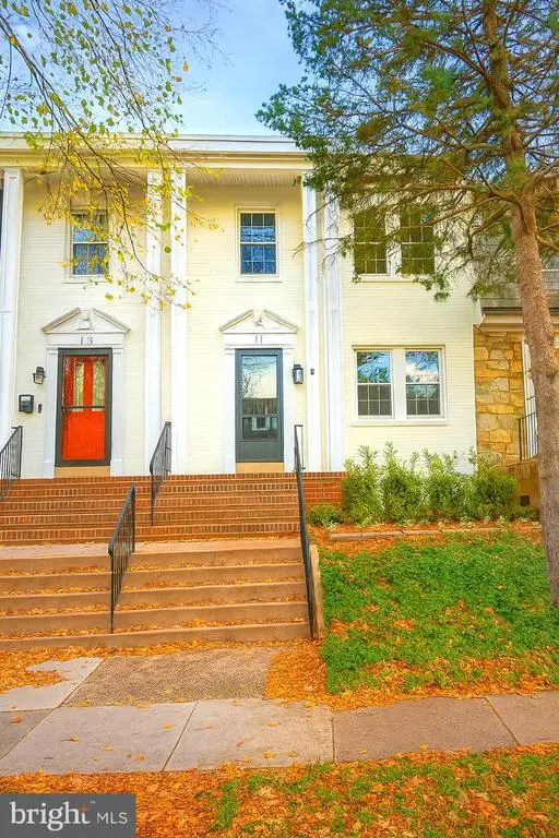 11 E Linden St, ALEXANDRIA