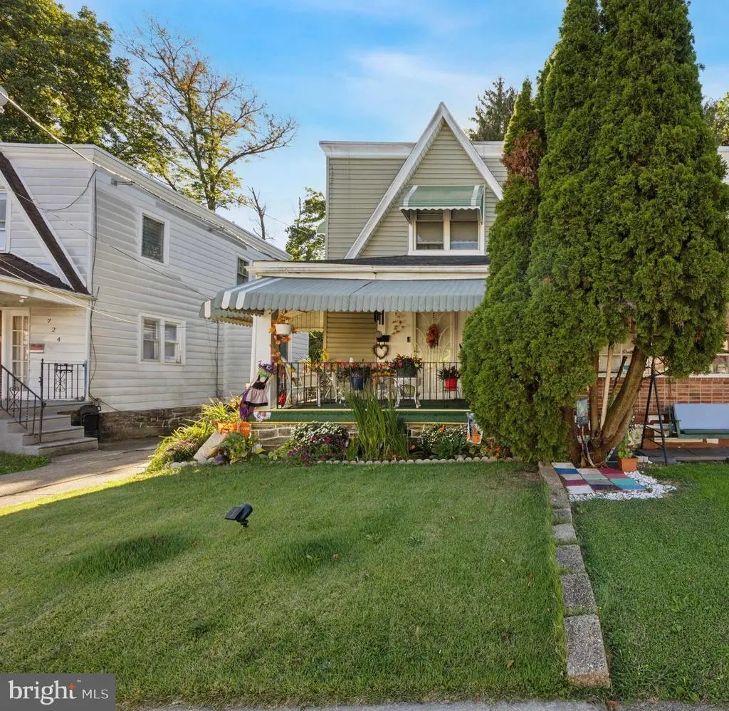 722 Yeadon Ave, Lansdowne