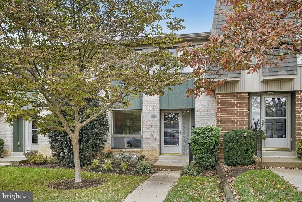 907 Putnam Blvd #106, WALLINGFORD