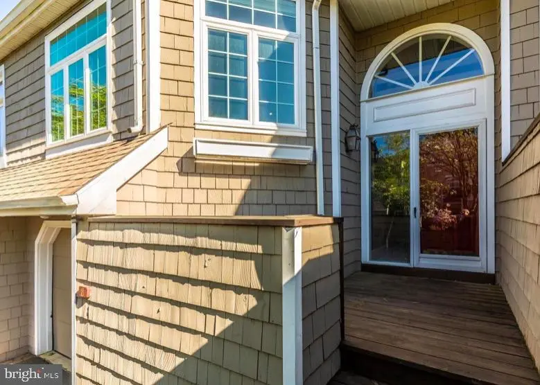 8 Wellfleet Ln, CHESTERBROOK