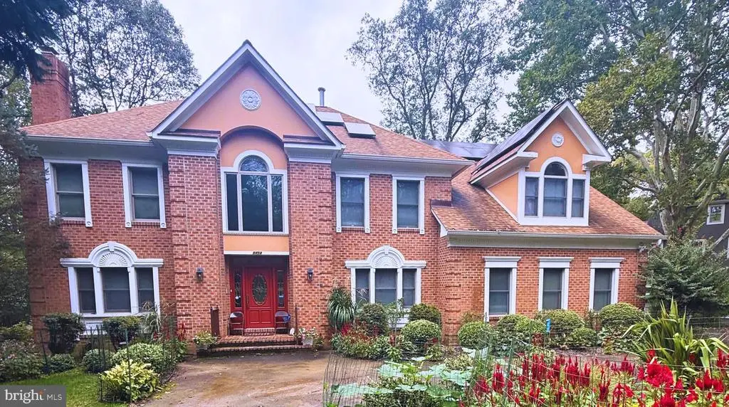 9454 Seven Locks Rd, Bethesda