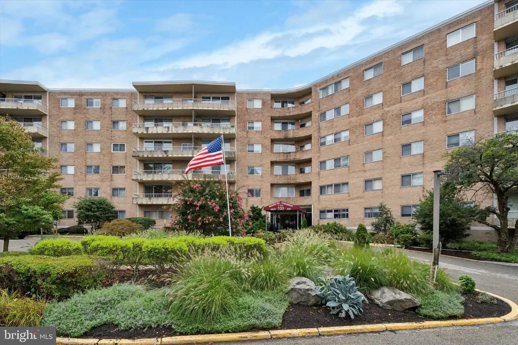 100 West Ave #530 -south, JENKINTOWN