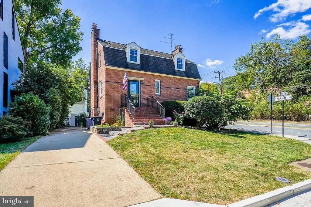 3214 19th Rd N, ARLINGTON