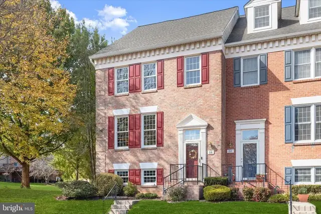 28 Alderman Ct, Lutherville Timonium