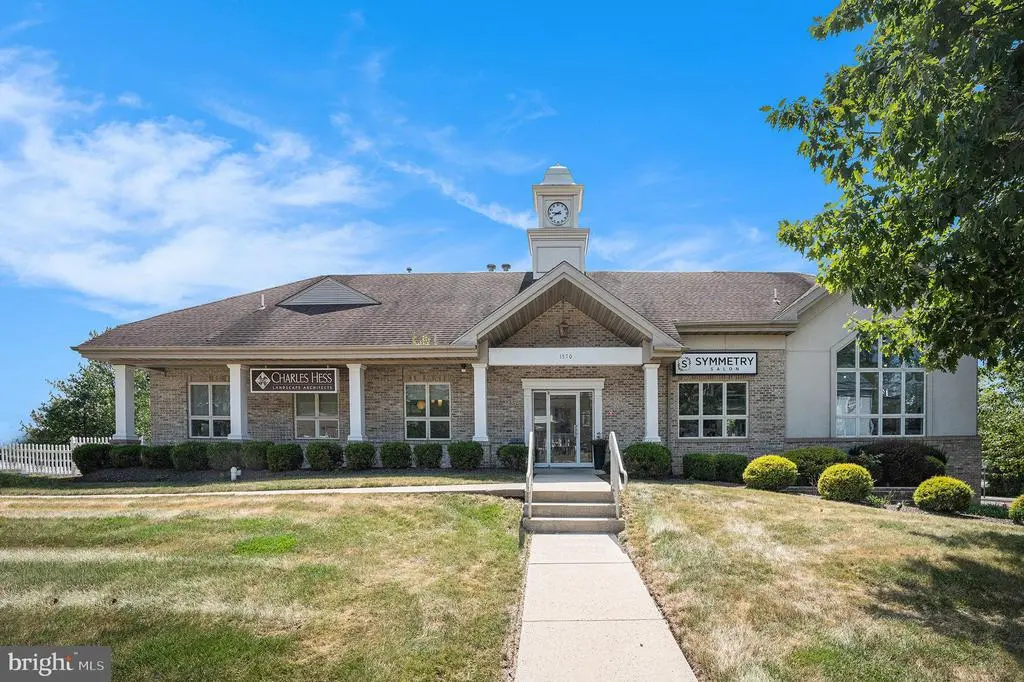 1570 Sumneytown Pike #b, LANSDALE