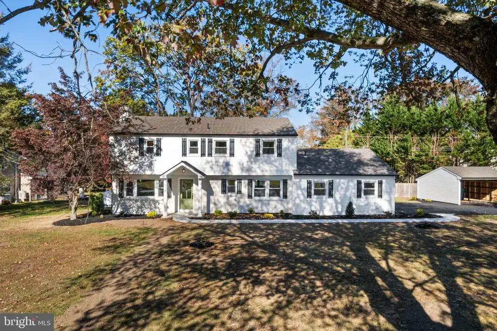 137 Coach Rd, LANGHORNE