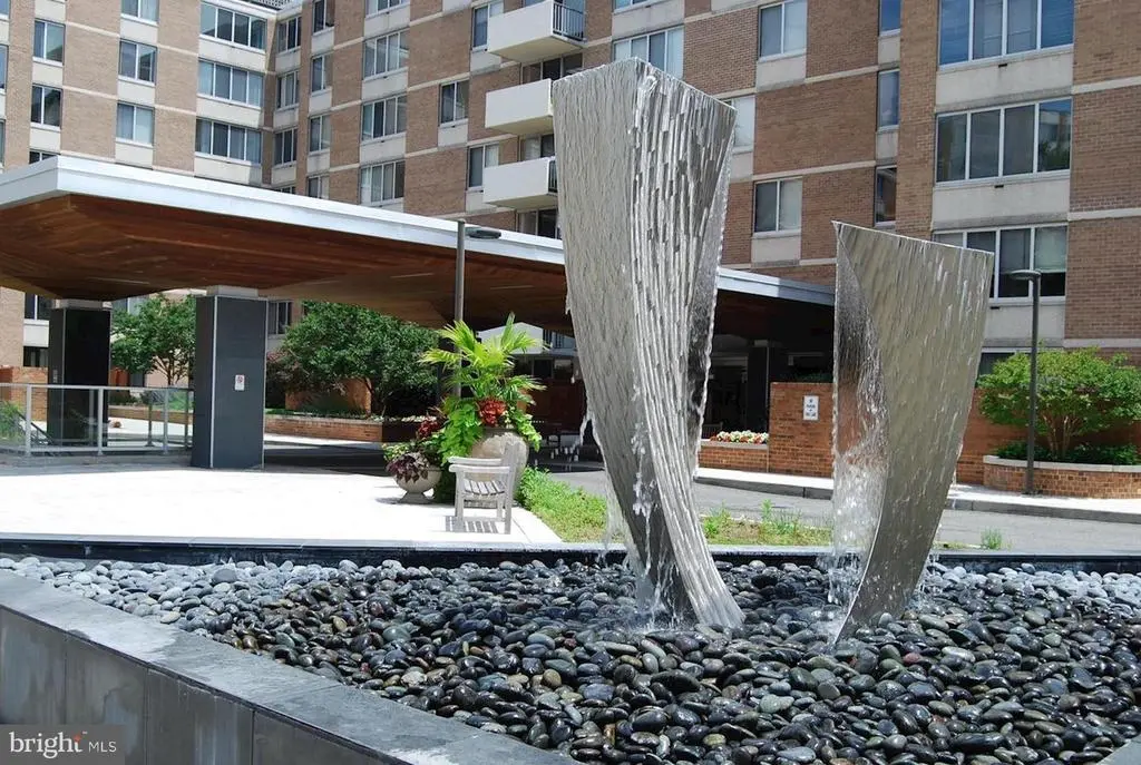 2939 Van Ness St Nw #727, WASHINGTON