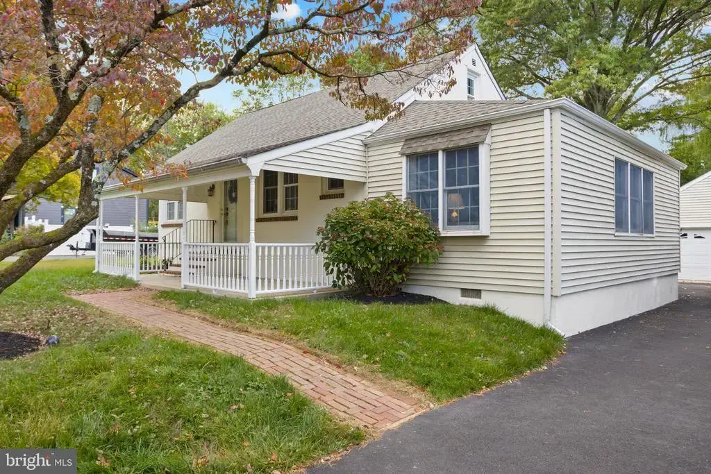 111 E Endfield Rd, FEASTERVILLE TREVOSE