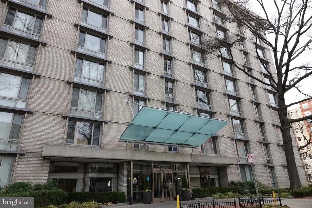 950 25th St Nw #617-n, WASHINGTON