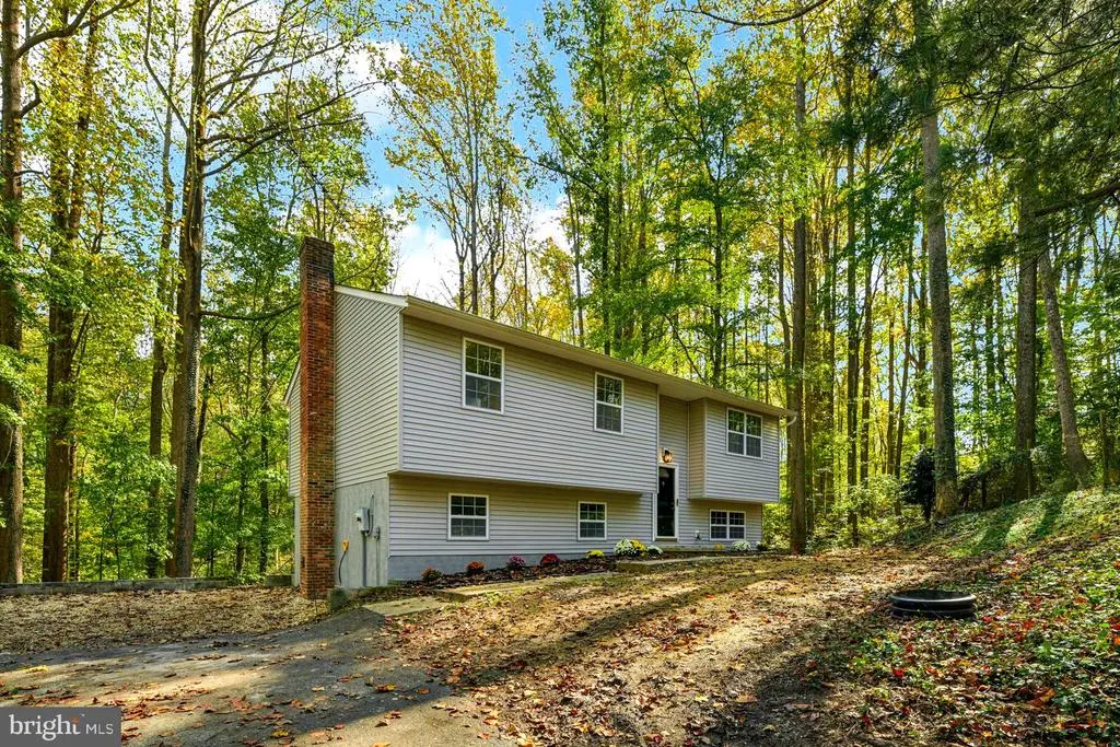 8815 Falling Leaf Dr, Owings