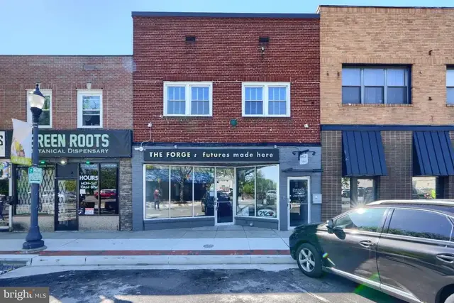 11 Center Pl, Baltimore