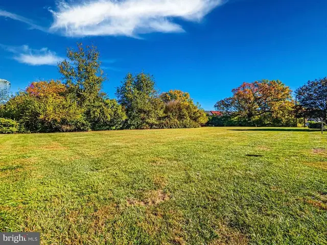 17712 Woodwards Store Rd, Gaithersburg