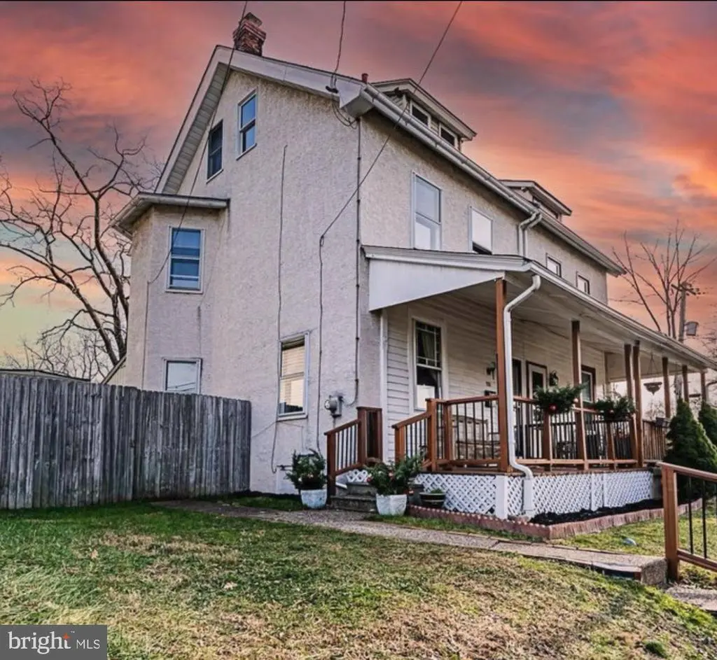 521 Green St, LANSDALE