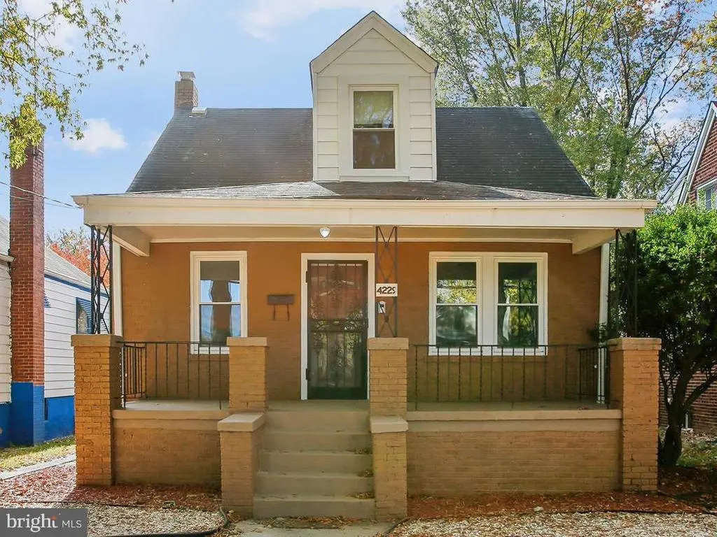 4229 Lane Pl Ne, WASHINGTON