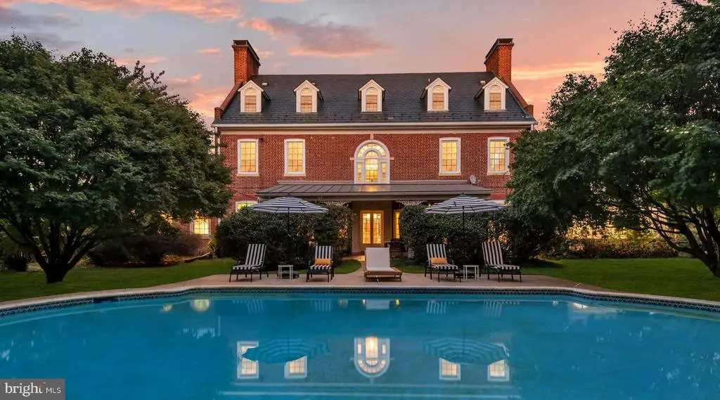 336 Lyon Ct, Pikesville